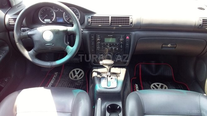 Volkswagen Passat 2004, 153,000 km - 1.8 l - Sumqayıt