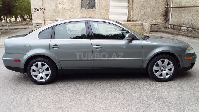 Volkswagen Passat 2004, 153,000 km - 1.8 l - Sumqayıt