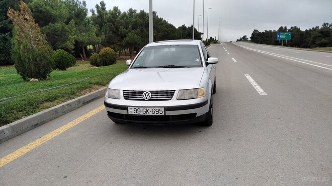 Volkswagen Passat 1999, 338,000 km - 1.6 л - Bakı