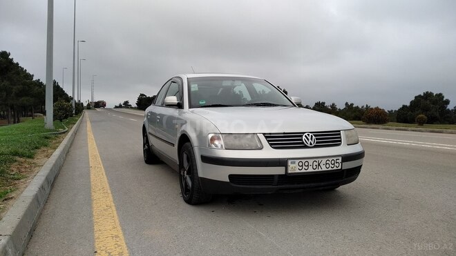 Volkswagen Passat 1999, 338,000 km - 1.6 л - Bakı