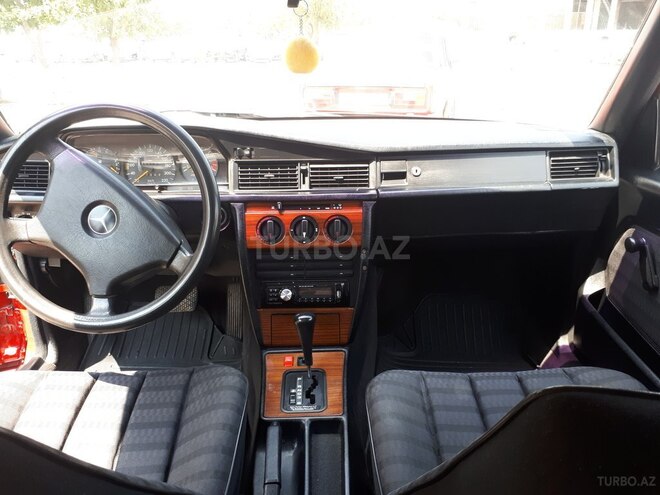 Mercedes 190 1991, 200,000 km - 2.0 l - Sumqayıt
