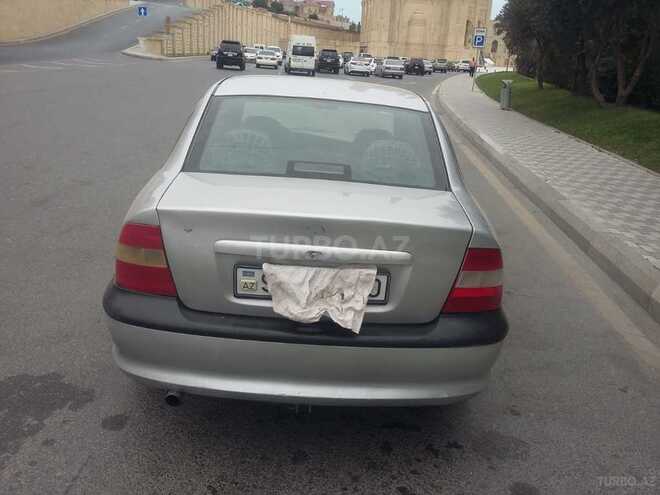 Opel Vectra 1998, 241,000 km - 2.0 l - Bakı
