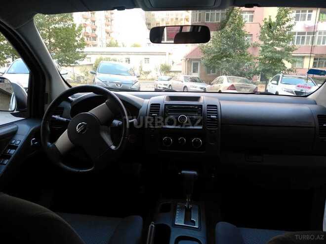 Nissan Navara 2014, 221,000 km - 2.5 л - Bakı