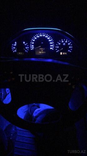 Mercedes E 240 2001, 213,000 km - 2.6 l - Sumqayıt