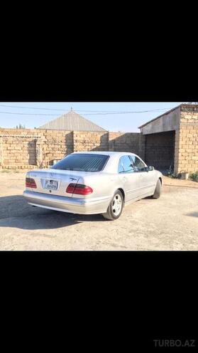 Mercedes E 240 2001, 213,000 km - 2.6 l - Sumqayıt