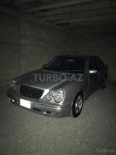 Mercedes E 240 2001, 213,000 km - 2.6 l - Sumqayıt