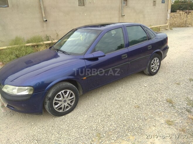Opel Vectra 1997, 275,457 km - 1.8 l - Sumqayıt