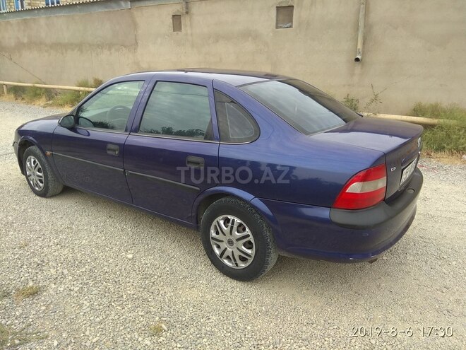 Opel Vectra 1997, 275,457 km - 1.8 l - Sumqayıt