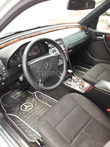 Mercedes C 200 1998, 270,000 km - 2.0 l - Şəki
