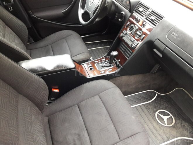 Mercedes C 200 1998, 270,000 km - 2.0 l - Şəki