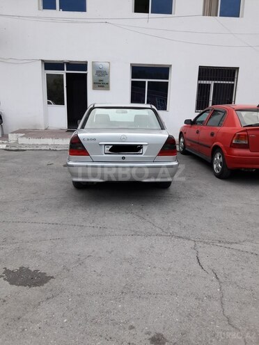 Mercedes C 200 1998, 270,000 km - 2.0 l - Şəki
