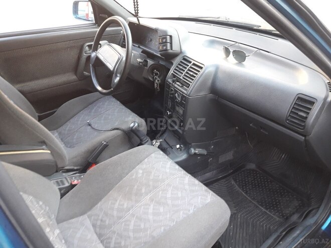 LADA (VAZ) 2111 2005, 215,000 km - 1.6 л - Bakı
