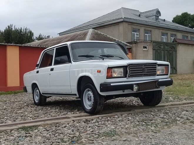 LADA (VAZ) 2107 2009, 145,385 km - 1.6 l - Quba