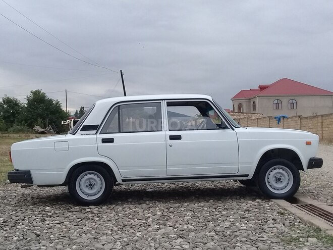 LADA (VAZ) 2107 2009, 145,385 km - 1.6 l - Quba
