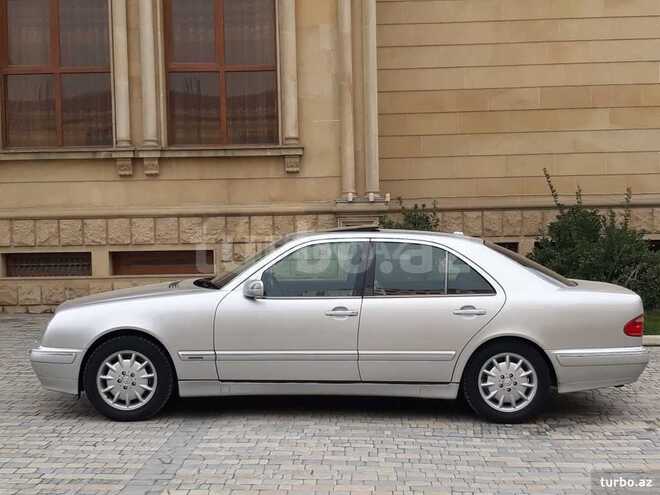 Mercedes E 240 2000, 296,300 km - 2.4 l - Salyan