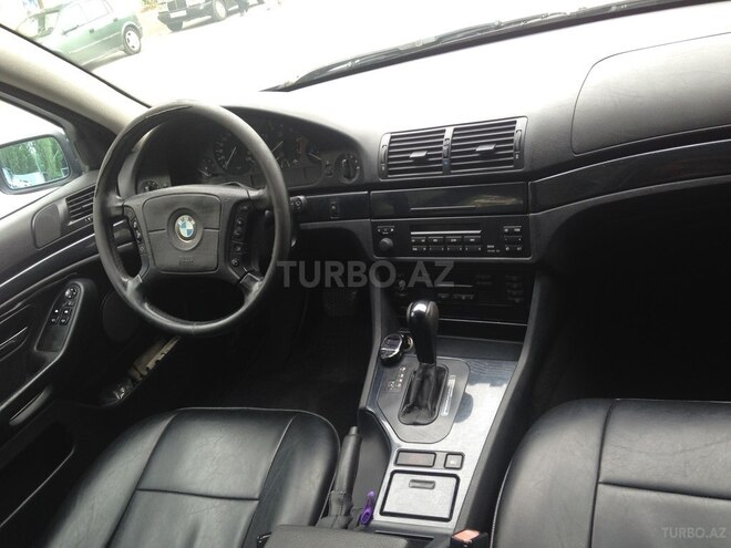 BMW 523 1997, 322,000 km - 2.5 l - Bakı