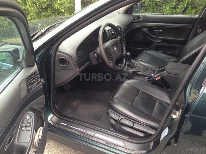 BMW 523 1997, 322,000 km - 2.5 l - Bakı