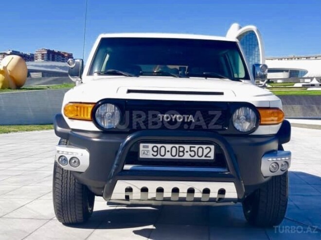 Toyota FJ Cruiser 2013, 91,000 km - 4.0 л - Bakı