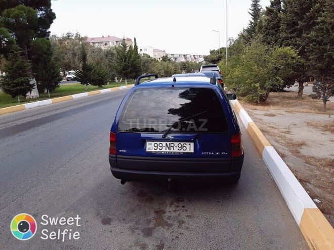 Opel Astra 1995, 450,000 km - 1.6 l - Sumqayıt