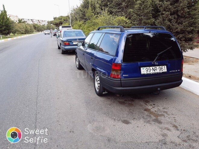 Opel Astra 1995, 450,000 km - 1.6 l - Sumqayıt