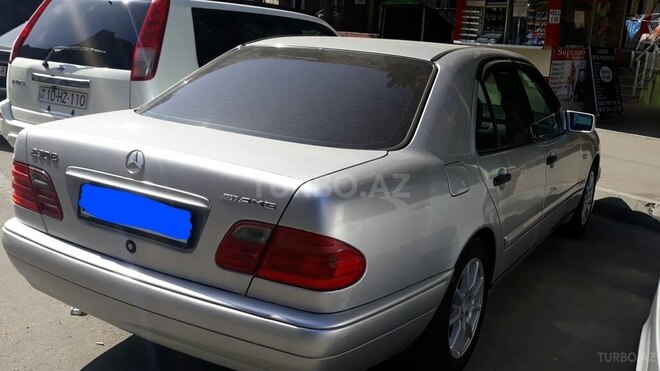 Mercedes E 240 1998, 355,000 km - 2.4 l - Bakı