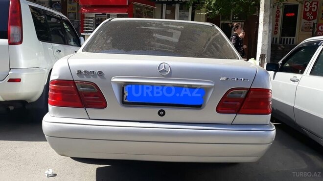 Mercedes E 240 1998, 355,000 km - 2.4 l - Bakı