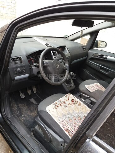 Opel Zafira 2005, 215,000 km - 1.8 л - Bakı