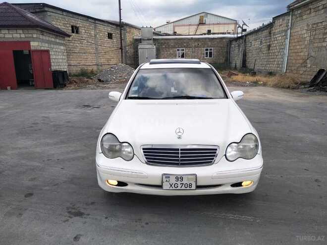 Mercedes C 240 2003, 145,000 km - 2.6 l - Mingəçevir