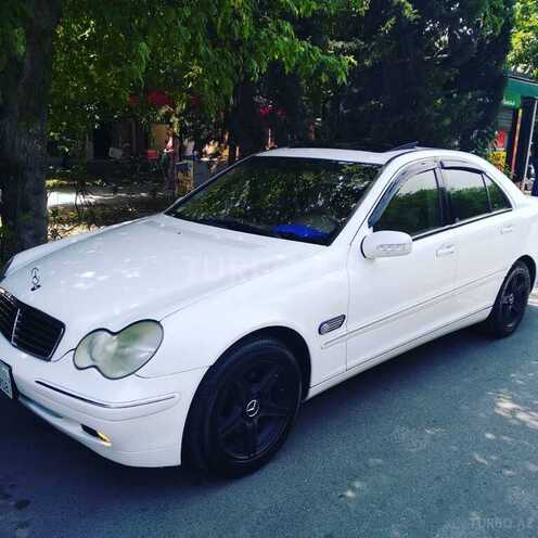 Mercedes C 240 2003, 145,000 km - 2.6 l - Mingəçevir