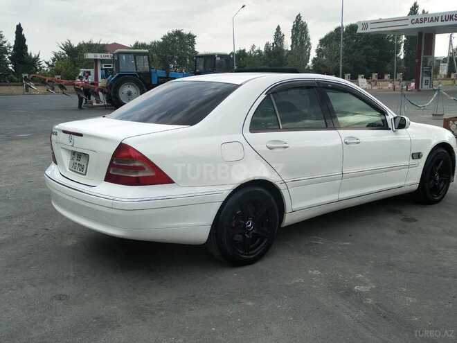 Mercedes C 240 2003, 145,000 km - 2.6 l - Mingəçevir