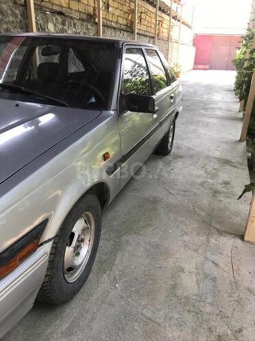 Toyota Corolla 1987, 245,000 km - 1.8 l - Şəki
