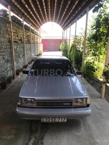 Toyota Corolla 1987, 245,000 km - 1.8 l - Şəki