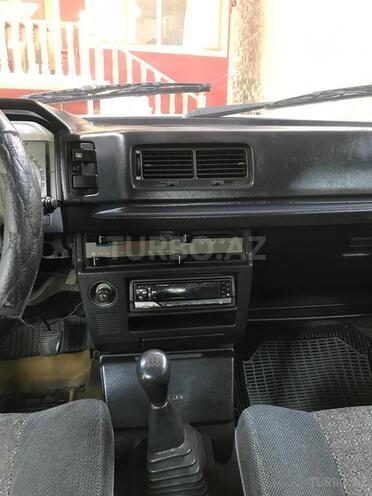 Toyota Corolla 1987, 245,000 km - 1.8 l - Şəki
