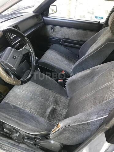 Toyota Corolla 1987, 245,000 km - 1.8 l - Şəki