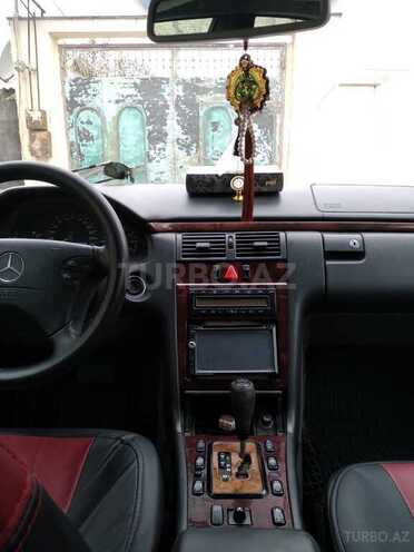 Mercedes E 240 2000, 184,000 km - 2.6 л - Bakı