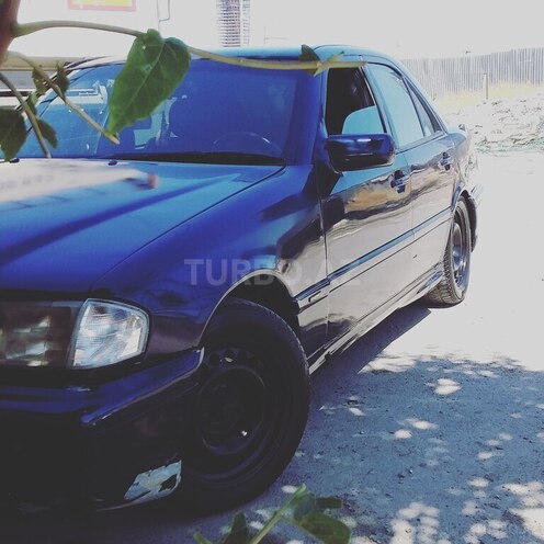 Mercedes C 280 1996, 300,000 km - 2.8 л - Bakı