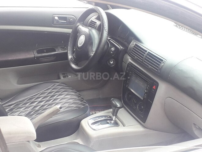 Volkswagen Passat 2003, 200,000 km - 1.8 l - Sumqayıt