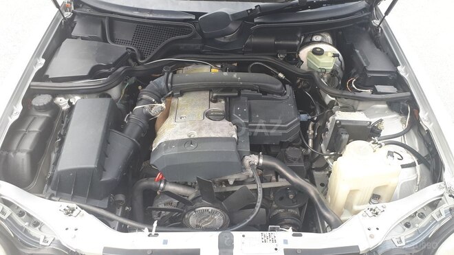 Mercedes E 230 1997, 239,000 km - 2.3 l - Sumqayıt