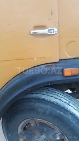 KamAz 55111 1983, 300,000 km - 11.0 l - Sumqayıt