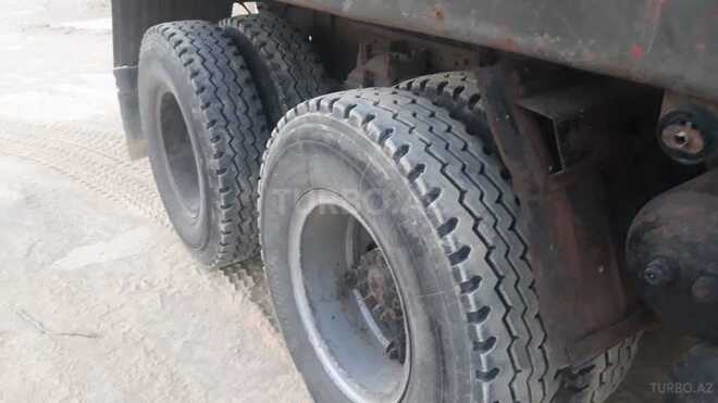 KamAz 55111 1983, 300,000 km - 11.0 l - Sumqayıt