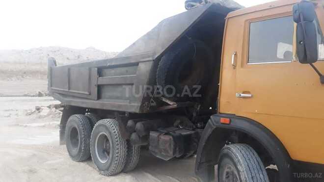 KamAz 55111 1983, 300,000 km - 11.0 l - Sumqayıt