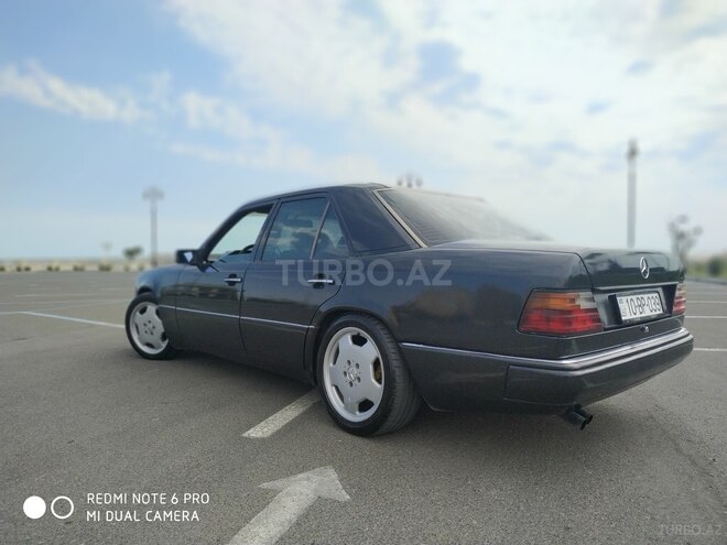 Mercedes E 200 1991, 333,000 km - 0.2 л - Sumqayıt