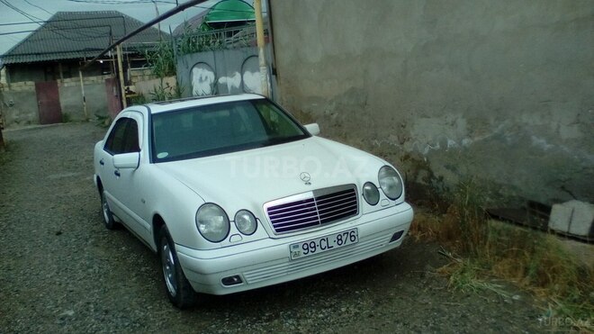 Mercedes E 240 1998, 364,000 km - 2.4 l - Xırdalan