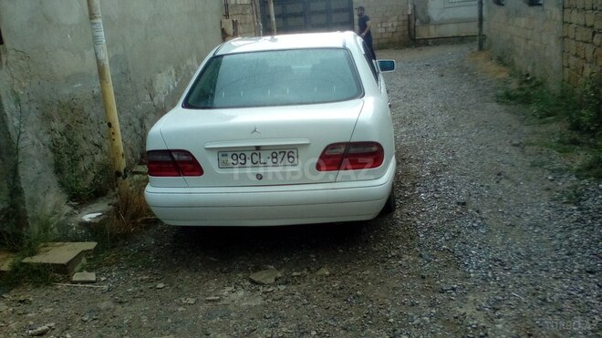 Mercedes E 240 1998, 364,000 km - 2.4 l - Xırdalan