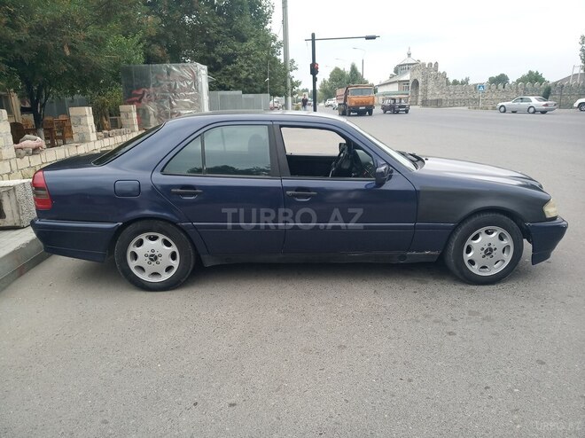 Mercedes C 180 1997, 330,000 km - 1.8 l - İsmayıllı
