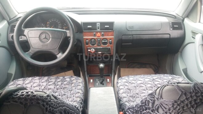 Mercedes C 220 1997, 300,000 km - 2.2 l - Masallı