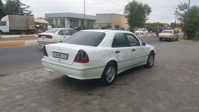 Mercedes C 220 1997, 300,000 km - 2.2 l - Masallı