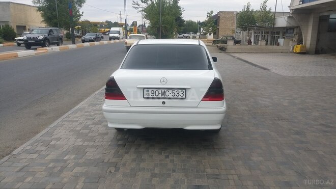 Mercedes C 220 1997, 300,000 km - 2.2 l - Masallı