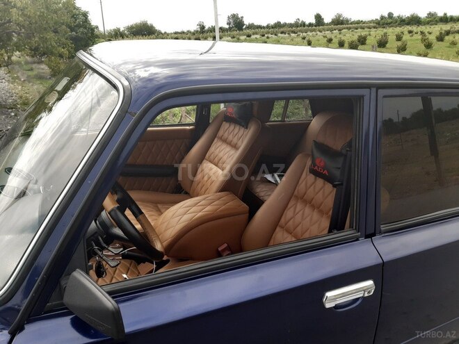 LADA (VAZ) 21011 1980, 60,000 km - 1.6 л - Qax