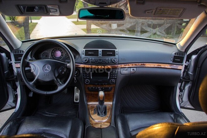 Mercedes E 320 2002, 361,000 km - 3.2 l - Bakı